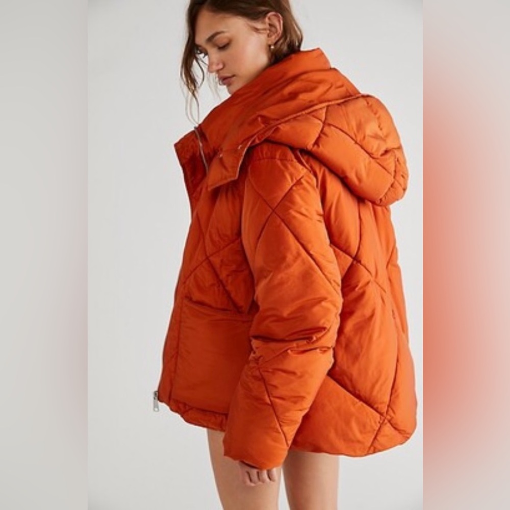 NWT Free People Emmy Swing Puffer